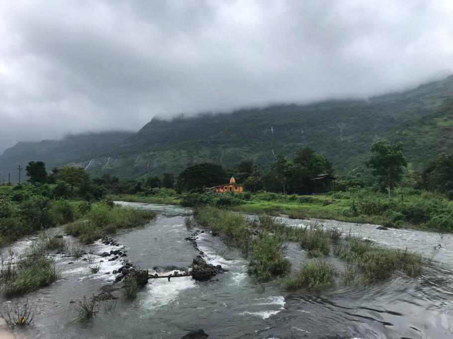 Shangri-La Valley Retreat 卡尔贾特 外观 照片